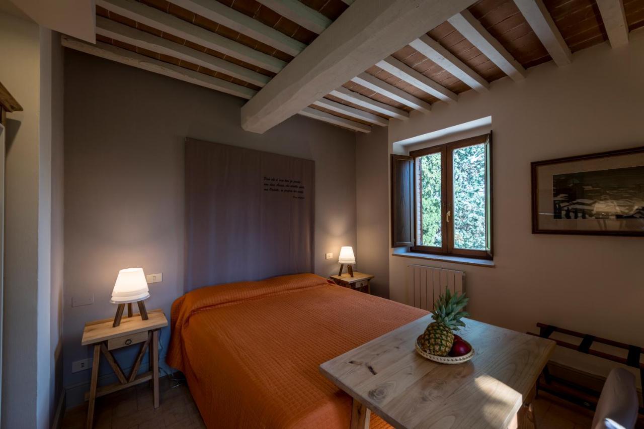 Villamena Assisi Bagian luar foto