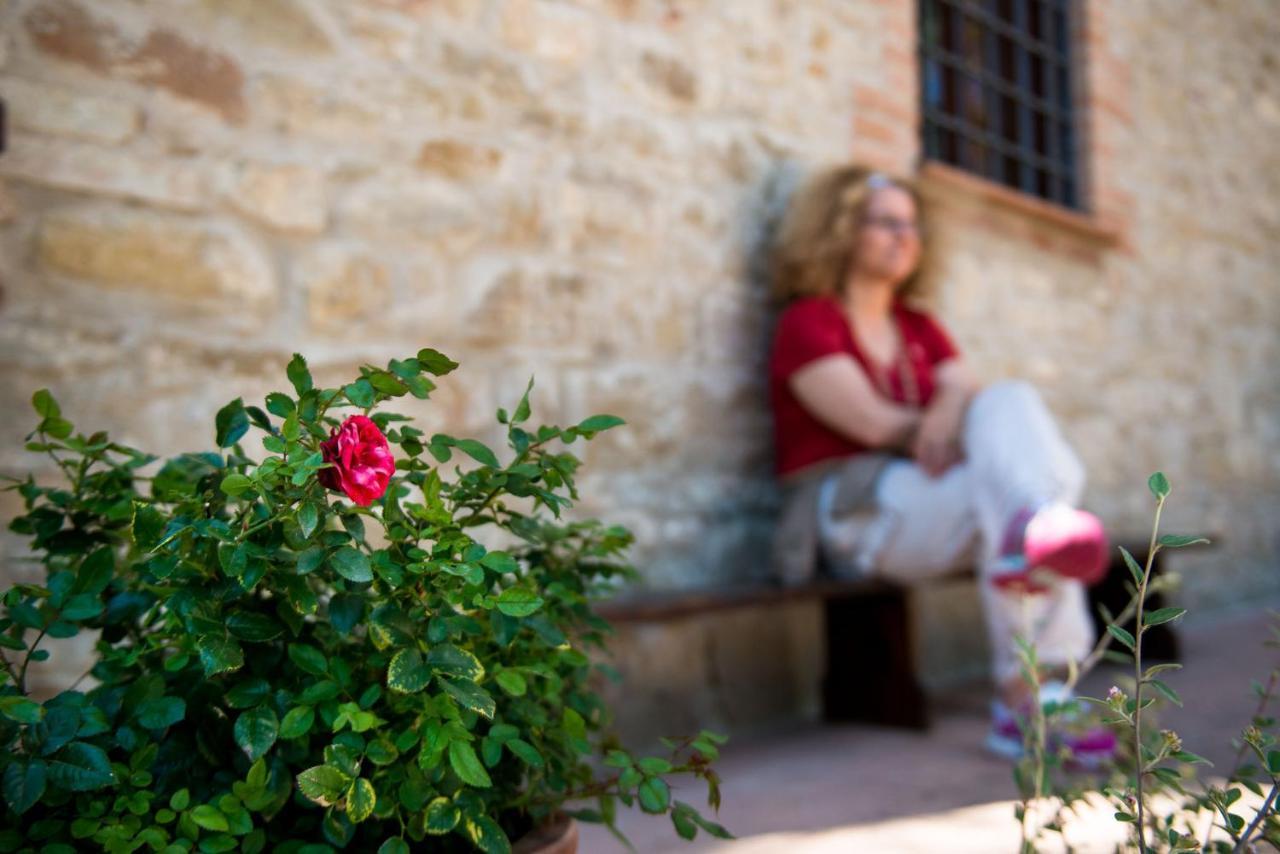 Villamena Assisi Bagian luar foto